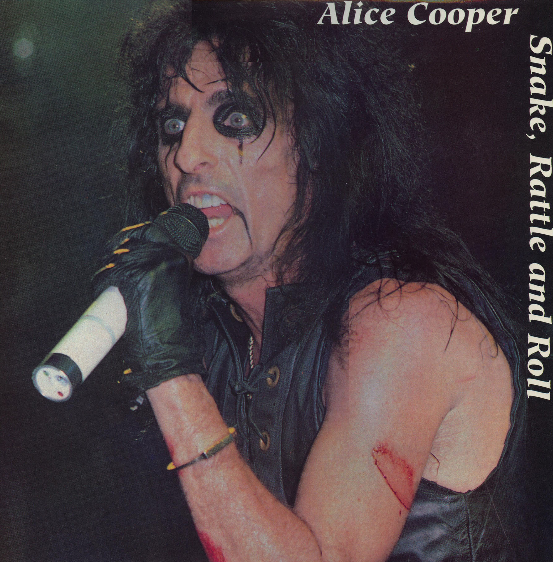 AliceCooperGroup1971-07-10ParamountTheatreSeattleWA (1).jpg